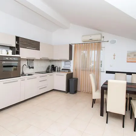 Daniel Apartment Vodice